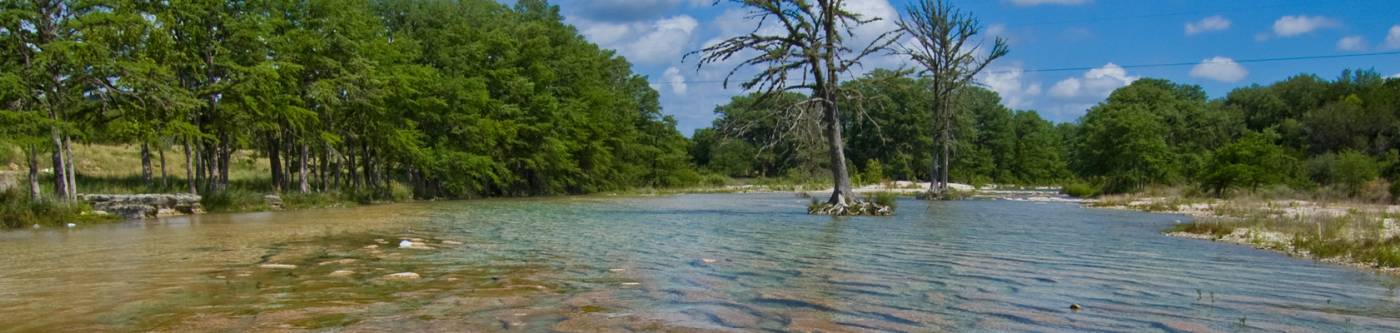 concan texas guide, frio river attractions, frio canyon things to do